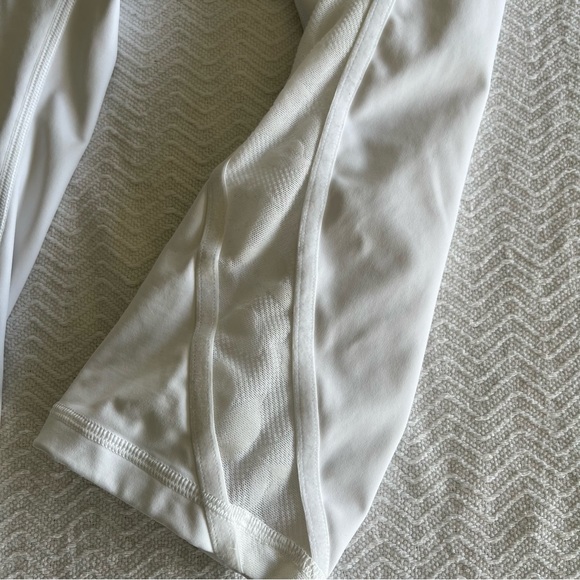 Lululemon leggings Mesh Floral Side - Picture 4 of 11